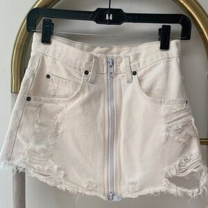 Carmar Los Angeles Womens White Short Denim Zip Up Skirt Size 26